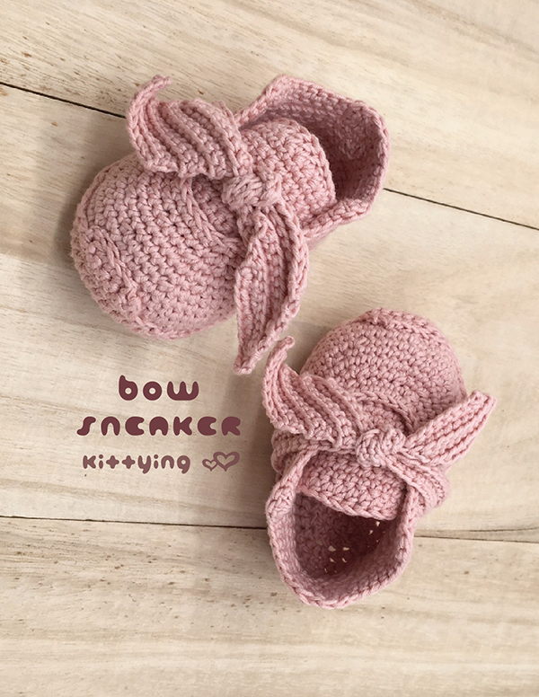 Ravelry: Modern baby sneakers pattern by Showroom crochet